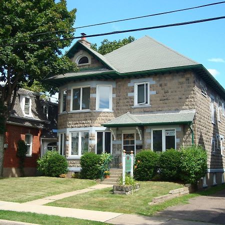 Downtown Bed & Breakfast Moncton Exterior photo