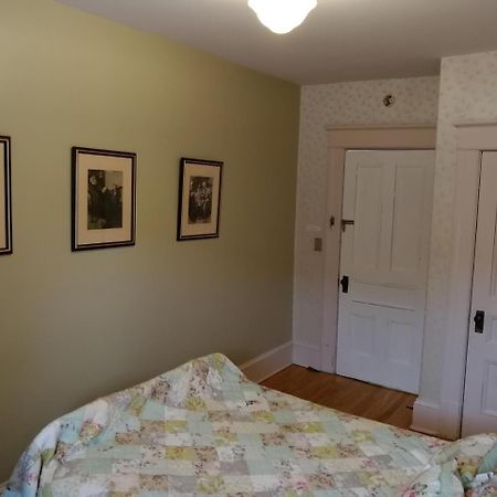 Downtown Bed & Breakfast Moncton Exterior photo