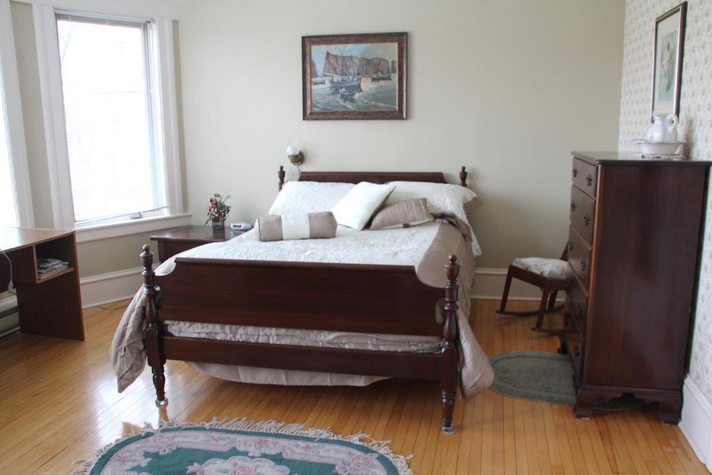 Downtown Bed & Breakfast Moncton Room photo