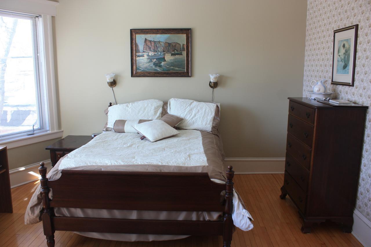 Downtown Bed & Breakfast Moncton Exterior photo