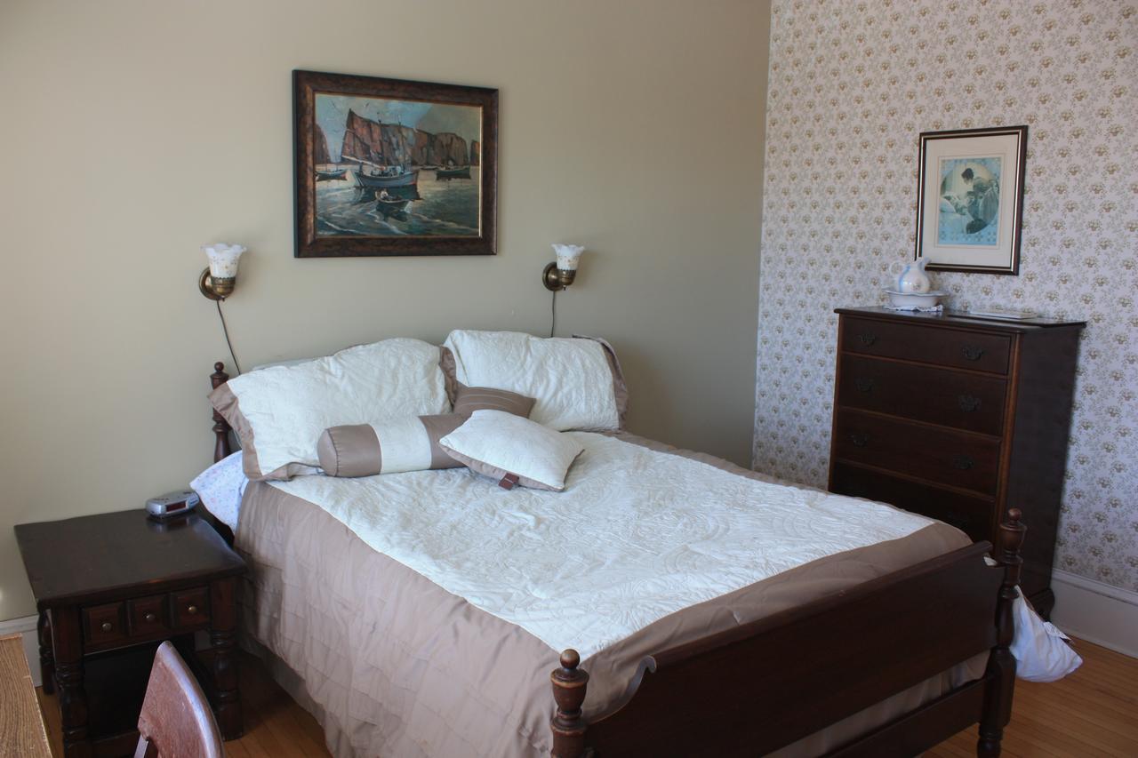 Downtown Bed & Breakfast Moncton Exterior photo