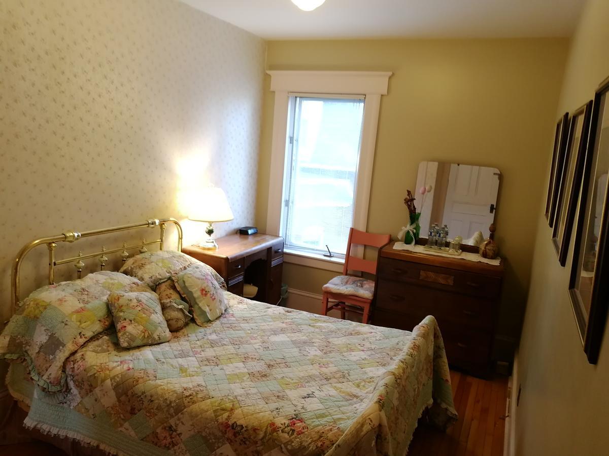 Downtown Bed & Breakfast Moncton Exterior photo