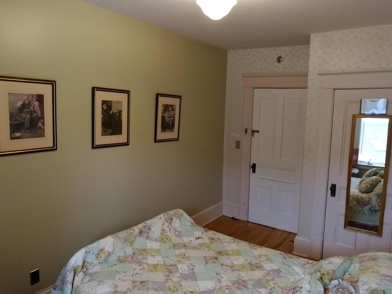Downtown Bed & Breakfast Moncton Exterior photo